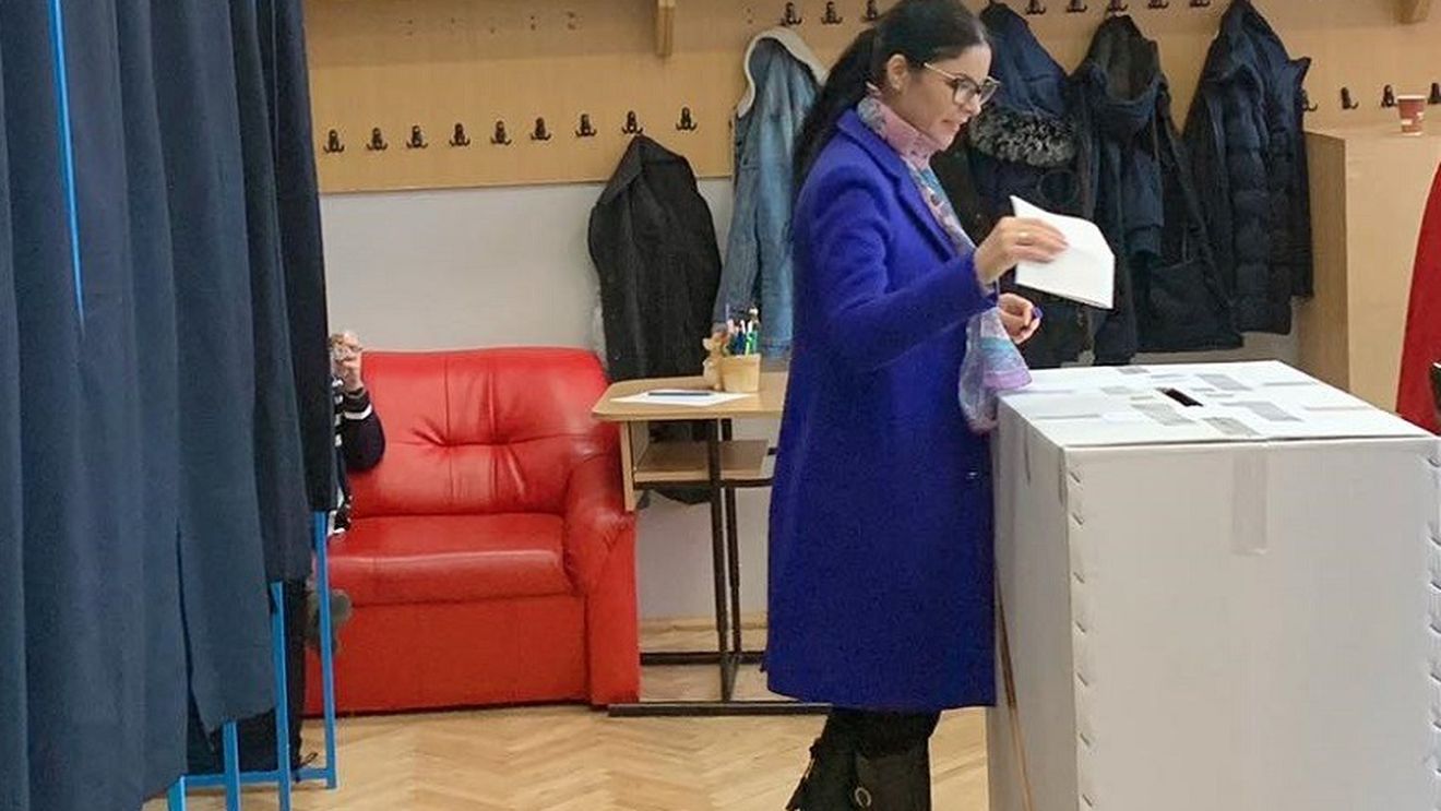 Birchall: România trebuie să redevină „o țară normală”. În votul de astăzi stă puterea fiecăruia dintre noi de a contribui la reconstrucția țării noastre pe o bază a valorilor europene și translatlantice