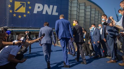 Deputatul USR Ionuţ Moşteanu: În momentul ăsta, Klaus Iohannis şi liderii actuali ai PNL au făcut praf acest partid istoric, l-au transformat într-un cărucior, nici măcar remorcă nu mai e