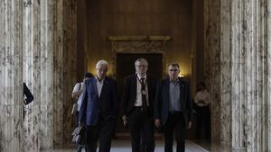 Liderul federației sindicale a profesorilor din universitar: Reducerea cu 10% a cheltuielilor de personal în universități produce un risc major de concedieri și de faliment. Luăm în calcul greva