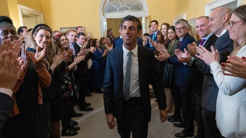Rishi Sunak va convoca alegeri generale pentru luna iulie printr-o mișcare surpriză - The Guardian