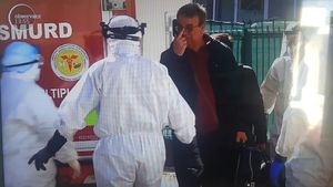 Cum explică ISU Constanța faptul că senatorul Chițac, soția și prietenul lor au fost transportați fără izoletă: Erau toți trei confirmați cu coronavirus și nu erau izolete suficiente/ Constanța, unul dintre cele cinci centre de primire a bolnavilor din țară, are o singură izoletă