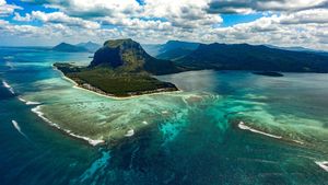 Bloomberg: Turiştii europeni fug în Mauritius pentru a scăpa de căldură şi război