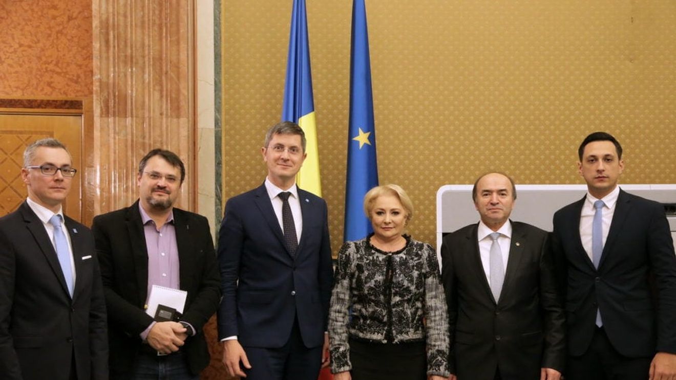 Update: USR a discutat cu premierul Viorica Dăncilă, la Palatul Victoria, despre OUG pe Codurile penale. Barna: Am solicitat înghețarea în următoarele șase luni a oricăror modificări privind Justiția