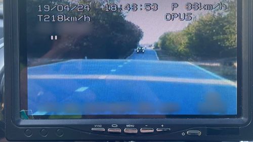 Şofer din Craiova înregistrat de radar în timp ce conducea cu viteza de 218 kilometri pe oră pe un drum național / A rămas fără carnet 4 luni