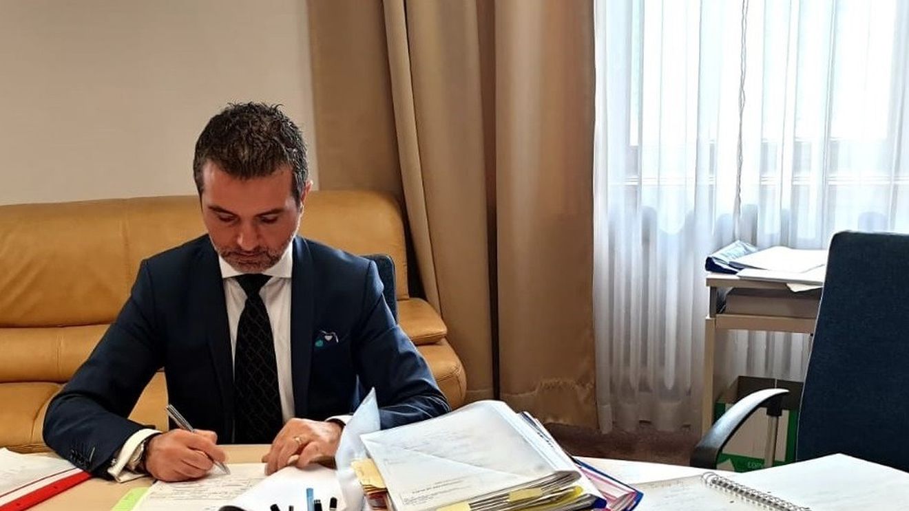 Secretarul de stat care se va ocupa de Planul de Redresare e oficialul care a introdus verificarea cererilor de plată la proiectele din PNDL