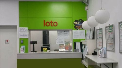 Românul care a câștigat 6 milioane de euro la LOTO 6/49 și-a ridicat premiul. Este „un tânăr corporatist de 39 de ani”