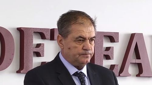 Prefectul de Dâmboviţa, acuzat public de Titus Corlăţean că încearcă să racoleze primari de la PSD