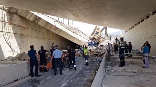 VIDEO Un pod în reabilitare s-a prăbușit în Grecia/ O persoană a murit și una este rănită/ UPDATE Mesajul MAE