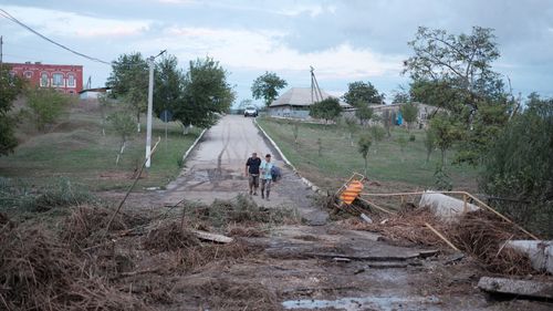 Cod galben de viituri pe râuri din 12 judeţe, până marţi dimineaţă