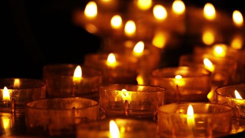 O sectă religioasă atrage zeci de tineri în sudul Italiei / "Nu mănâncă, cer bani și ascultă doar de omul sfânt” / Liderul se consideră "unul dintre copiii direcți ai lui Dumnezeu"