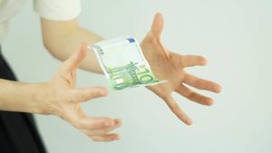 Intenția PSD-PNL de a crește taxe și impozite, criticată de uniunea barourilor și asociația profesiilor liberale: Spoliere, discriminare fiscală