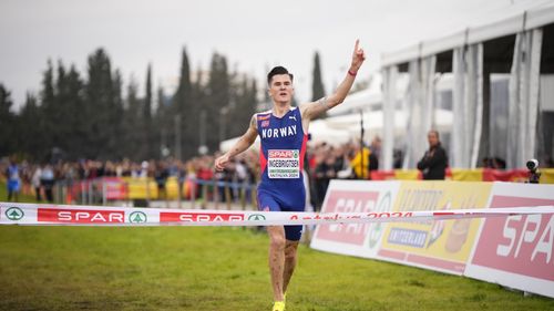 Norvegianul Jakob Ingebrigtsen a câştigat titlul continental la cros