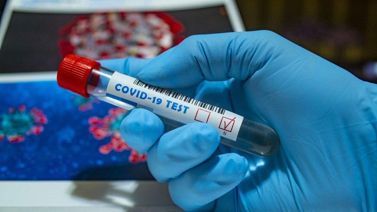 137 de cazuri Covid și 5 decese după 12.000 de teste în ultima zi
