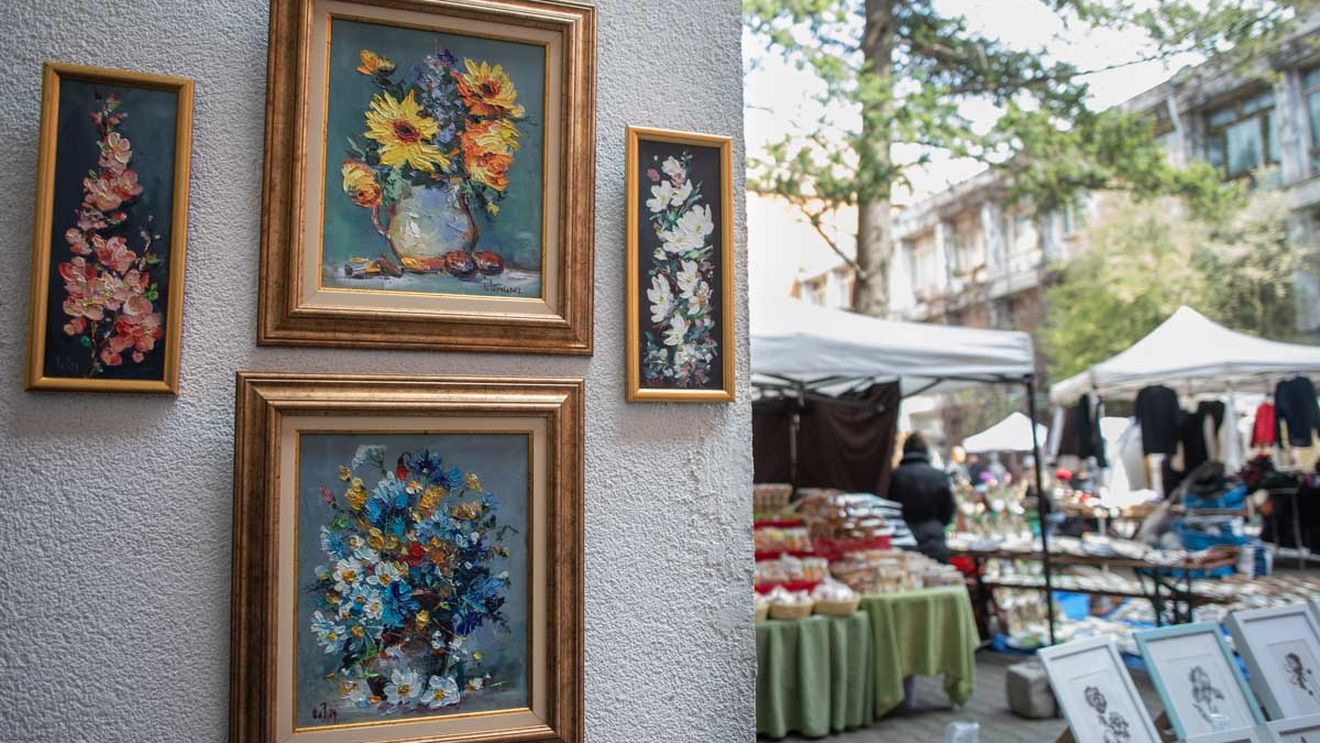 Târg de cadouri de Crăciun - între 8 şi 10 decembrie, la Muzeul Naţional al Ţăranului Român / Jucării, nuieluşe, măşti, ii, podoabe, opinci, străchini, oale, icoane...