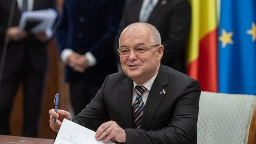 Emil Boc: Am aflat de ce se organizează alegeri în România din patru în patru ani - ca să afle UDMR cu cine guvernează / Mă bucur de parteneriatul pe care l-am avut şi îl avem în continuare