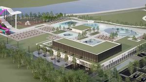 Aquapark lângă baza de tratament de la Ocna Mureș / 4 bazine de interior, jacuzzi, bazin de imersie, 2 tobogane interioare și 5 bazine exterioare / Investiție de peste 100 de milioane de lei