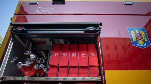 O aeronavă de mici dimensiuni a aterizat forţat în comuna Movileni, județul Iași / Intervenție de urgență a echipajelor ISU