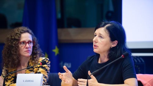 Comisarul european Vera Jourova anunță închiderea Mecanismului de Cooperare și Verificare (MCV) pentru România și Bulgaria în toamna acestui an