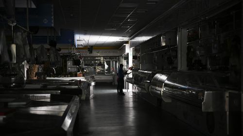 Berlinul reia miercuri alimentarea cu energie electrică pentru zeci de mii de gospodării și mii de firme / Pana de curent a fost provocată de un atac al unor extremiști asupra unei centrale electrice