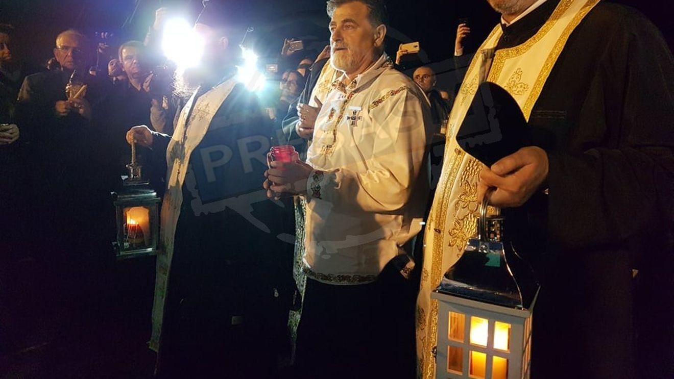 Lumina Sfântă de Paște va fi adusă azi de la Ierusalim