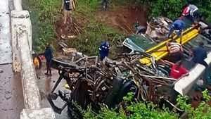 Africa de Sud: Accident între un autobuz și un camion blindat, 20 de morți, 60 de răniți