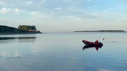 Fotbalist de 19 ani de la CSM Slatina, înecat în râul Olt după ce ar fi căzut de pe un skijet