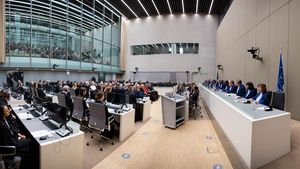 SUA instituie sancţiuni împotriva a patru judecători ai Curţii Penale Internaţionale pentru că au inițiat proceduri judiciare care vizează soldaţi americani și membri ai executivului israelian