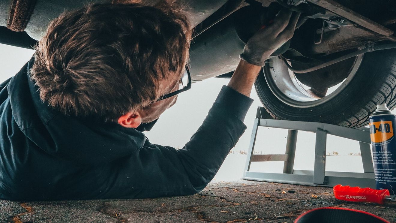 Protecția Consumatorilor a împărțit amenzi de 1,4 milioane de lei mai multor service-uri auto din cauza practicilor incorecte