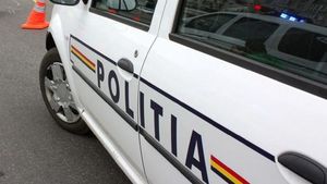 Braşov: Cadavru carbonizat, descoperit într-un autoturism incendiat