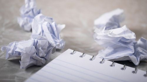 Aproape 23 de tone de deşeuri din hârtie au fost oprite la Frontiera Borş pentru că șoferul nu deținea documentația necesară transferului