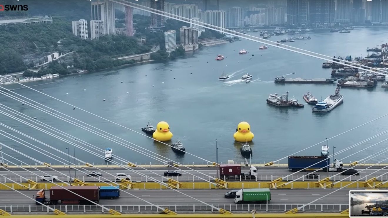 Liderul din Hong Kong, îngrijorat de vânzarea acţiunilor la porturile din Panama fondului american BlackRock