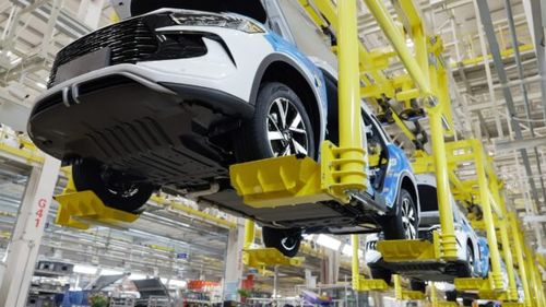 China îşi menţine dominaţia asupra lanţului global de aprovizonare cu pământuri rare / Europa nu produce deloc elemente esențiale pentru industria auto