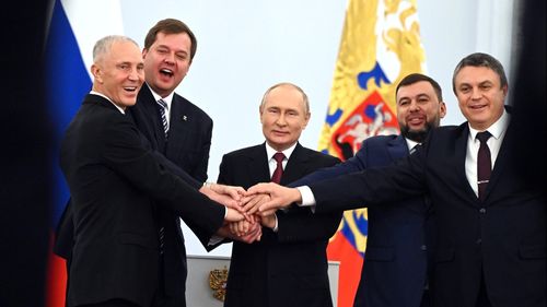 BREAKING Putin anunță anexarea ilegală a regiunilor ucrainene Donețk, Lugansk, Herson și Zaporojie: „După revoluția din Rusia au fost create granițe care nu existau. Ne vom proteja oamenii cu toate mijloacele pe care le avem”