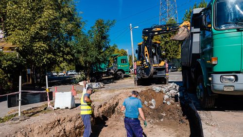 Nicușor Dan anunță că au început reabilitările la bucla de tramvai de pe bulevardul Aerogării: ”Lucrările vor dura șase luni”/ Proiectul era suspendat de 10 ani, spune primarul Capitalei