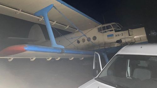 Un avion cu țigări de contrabandă care plecase din Ucraina spre România, reținut de polițiștii de frontieră din Republica Moldova