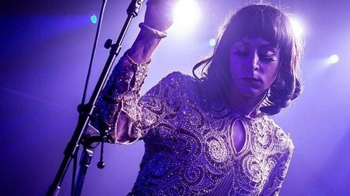 VIDEO Cine este Cindy Lee? Cea mai misterioasă senzație a pop-ului