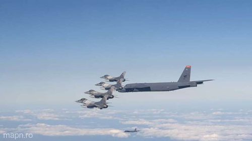 Bombardiere B-1, folosite în atacurile SUA asupra unor miliţii pro-iraniene din Irak şi Siria /  Atacurile americane au lovit oraşul irakian Al-Qaim