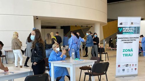 A doua ediţie a Maratonului Vaccinării de la Timişoara, între 14 şi 17 mai. Vor fi administrate doze de ser Johnson&Johnson pentru cei încă nevaccinaţi şi Pfizer pentru cei veniţi la rapel