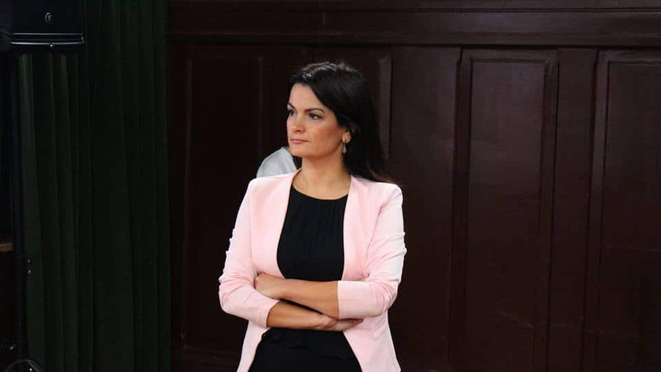 Matematica și motivul notelor mici, la subiecte mai simple decât acum 10 ani – Oana Moraru: Ora de matematică trebuie să fie oră de formare a gândirii logice, nu de bifat file de exerciții