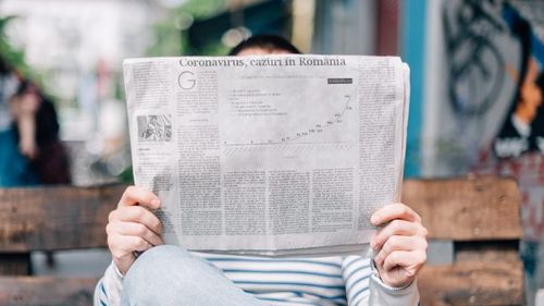 BuzzFeed News: Publicațiile de știri, lovite frontal de criza produsă de coronavirus. Paradoxul numărului mare de cititori și al veniturilor mici