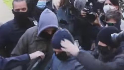 S-a amânat unul din cele mai mediatizate procese din Grecia / Directorul artistic al Teatrului Naţional grec, acuzat că a violat patru bărbați / Trei dintre ei sunt migranți și erau minori la data producerii faptelor