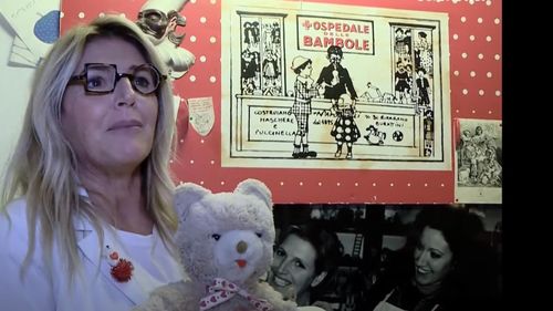 VIDEO ”Doctorița Plușica” există în realitate. La Napoli funcționează un spital unde sunt tratate jucăriile stricate