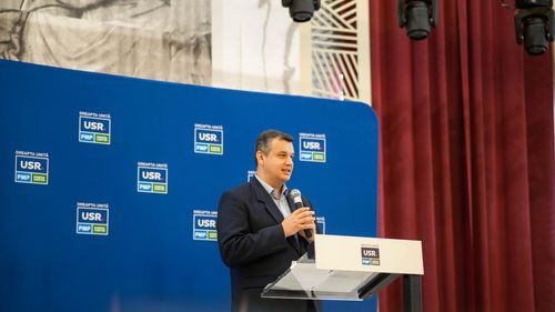 Eugen Tomac spune că Alianţa Forţelor de Dreapta o va susţine pe Elena Lasconi în turul al doilea al prezidenţialelor