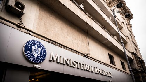 Ministrul Energiei anunţă aprobarea proiectului de reorganizare a ministerului: Reducere de 25% a cheltuielilor salariale şi economii de peste 10 milioane lei, anual