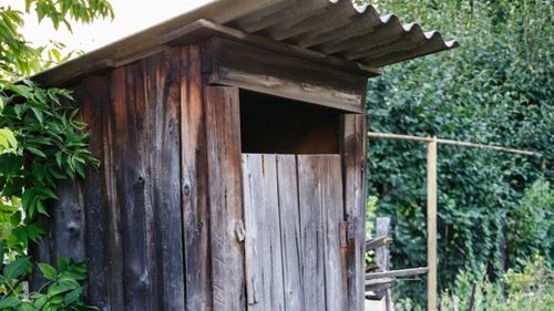 De azi, Garda de Mediu poate da amenzi de până la 10.000 de lei persoanelor care nu și-au înregistrat fosele septice la primărie