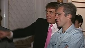 O bibiliotecă din New York a expus peste 3,5 milioane de pagini din dosarul agresorului sexual Jeffrey Epstein, inclusiv o cronologie detaliată a relației cu Donald Trump