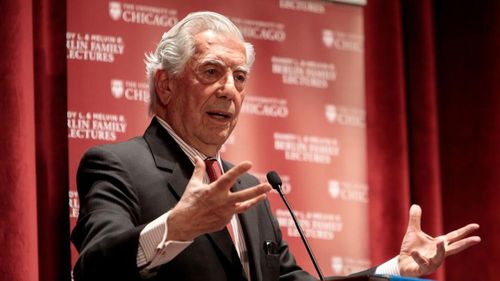 Mario Vargas Llosa: Este important ca noi, liberalii, în aceste momente dificile să nu ne uităm principiile şi convingerile. Adversarii noștri niciodată nu se odihnesc şi niciodată nu-şi abat atenţia