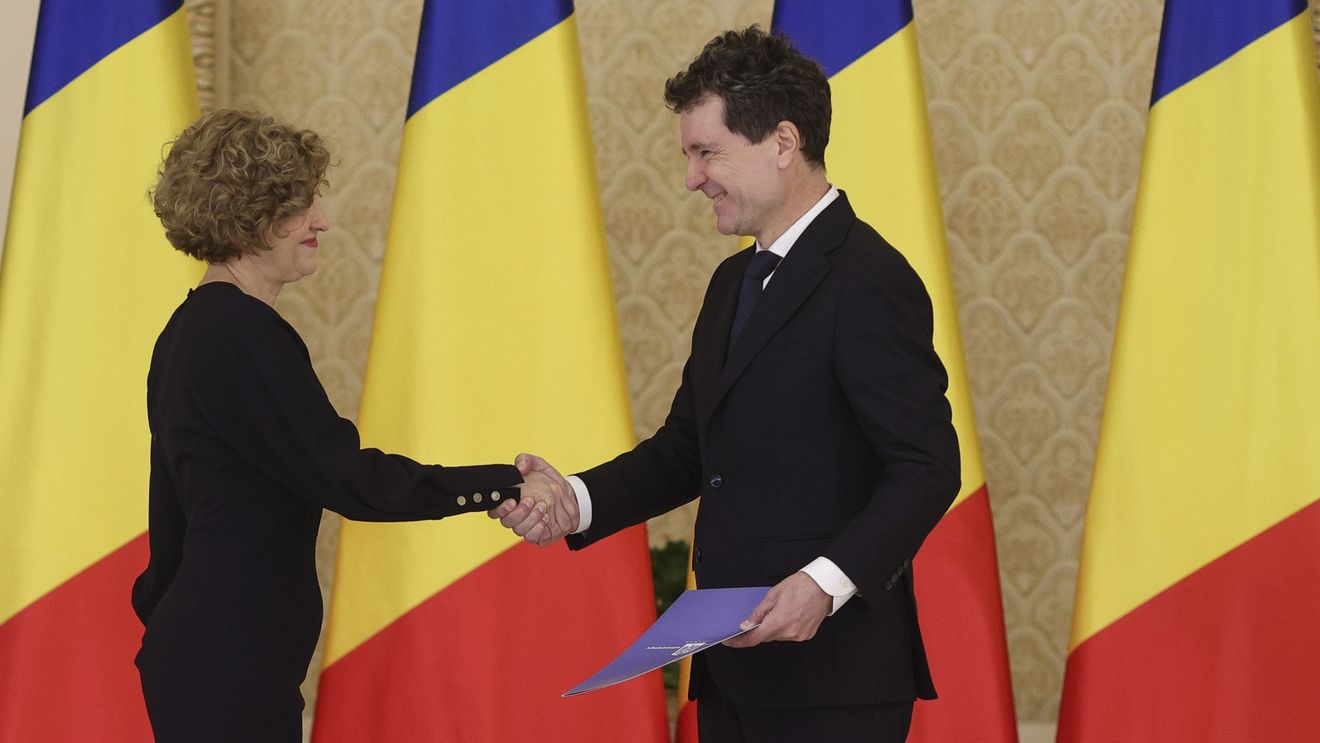 LIVE Oana Gheorghiu a depus jurământul pentru funcția de vicepremier, într-o ceremonie la Palatul Cotroceni / Președintele Nicușor Dan nu a transmis niciun mesaj public