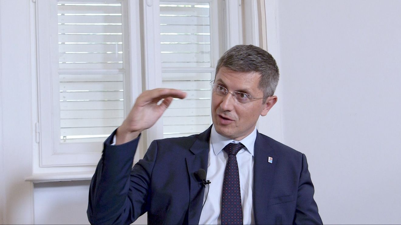 Dan Barna: Obiectivul USR este depunerea cât mai repede a moţiunii de cenzură, pentru a nu se reface majoritatea PSD