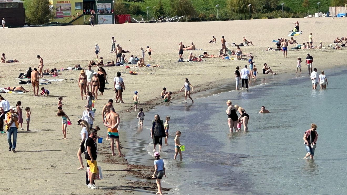 Temperaturi peste cele obişnuite, atât în luna septembrie, cât şi în prima săptămână din octombrie
